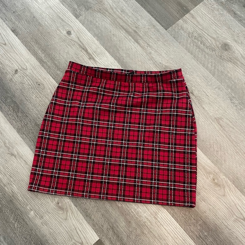 Forever 21 mini skirt